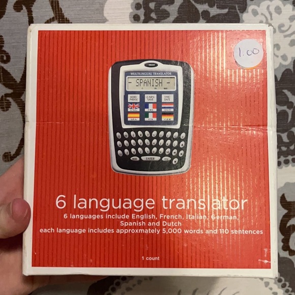 6 language translator - Picture 1 of 1